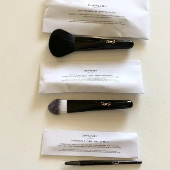 YSL Yves Saint Laurent Cosmetic Beaute Makeup Brush Kit Holder & Set of 3